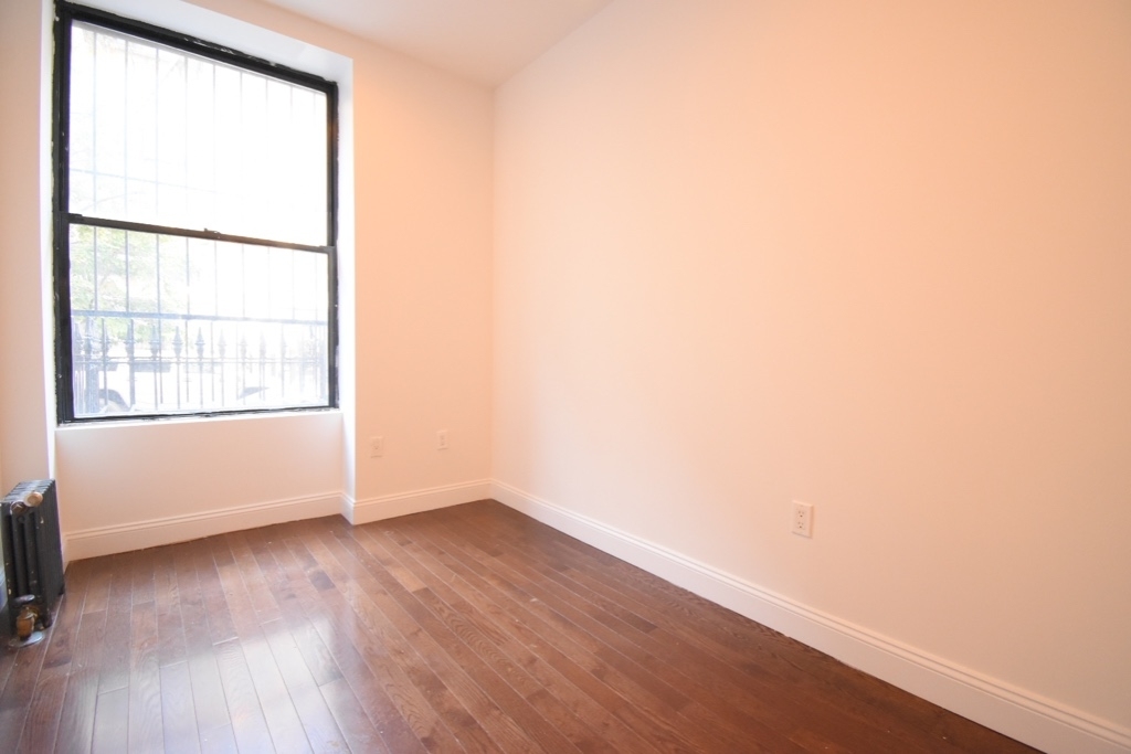 529 W 151st Street - Photo 8