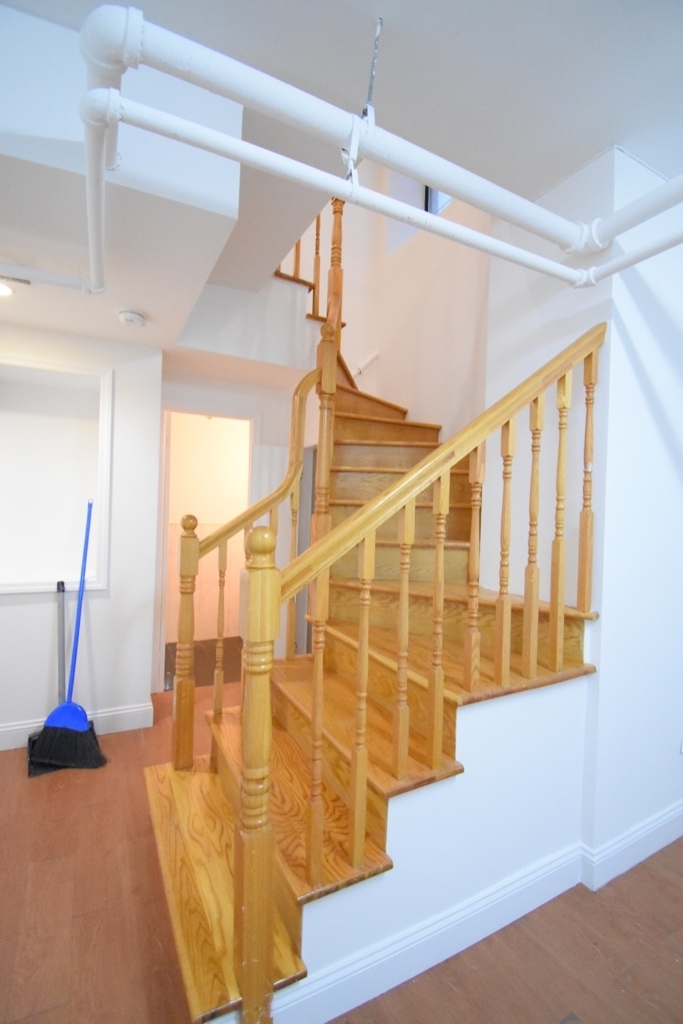 529 W 151st Street - Photo 4