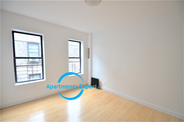 974 St Nicholas Avenue - Photo 2