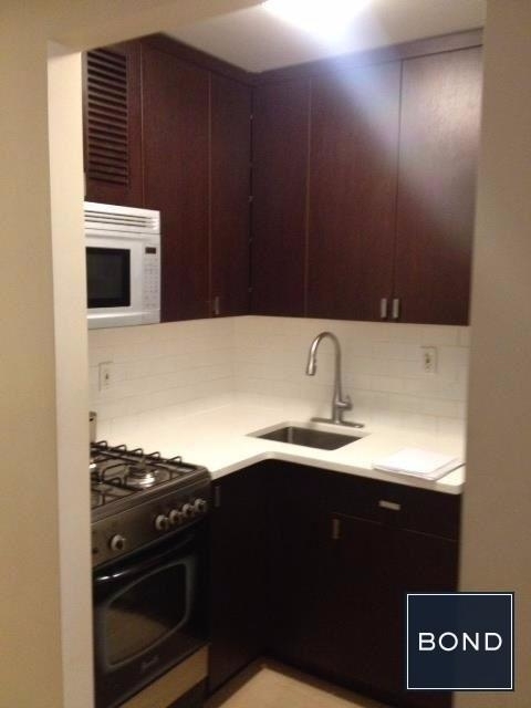 321 East 48th street - Photo 4