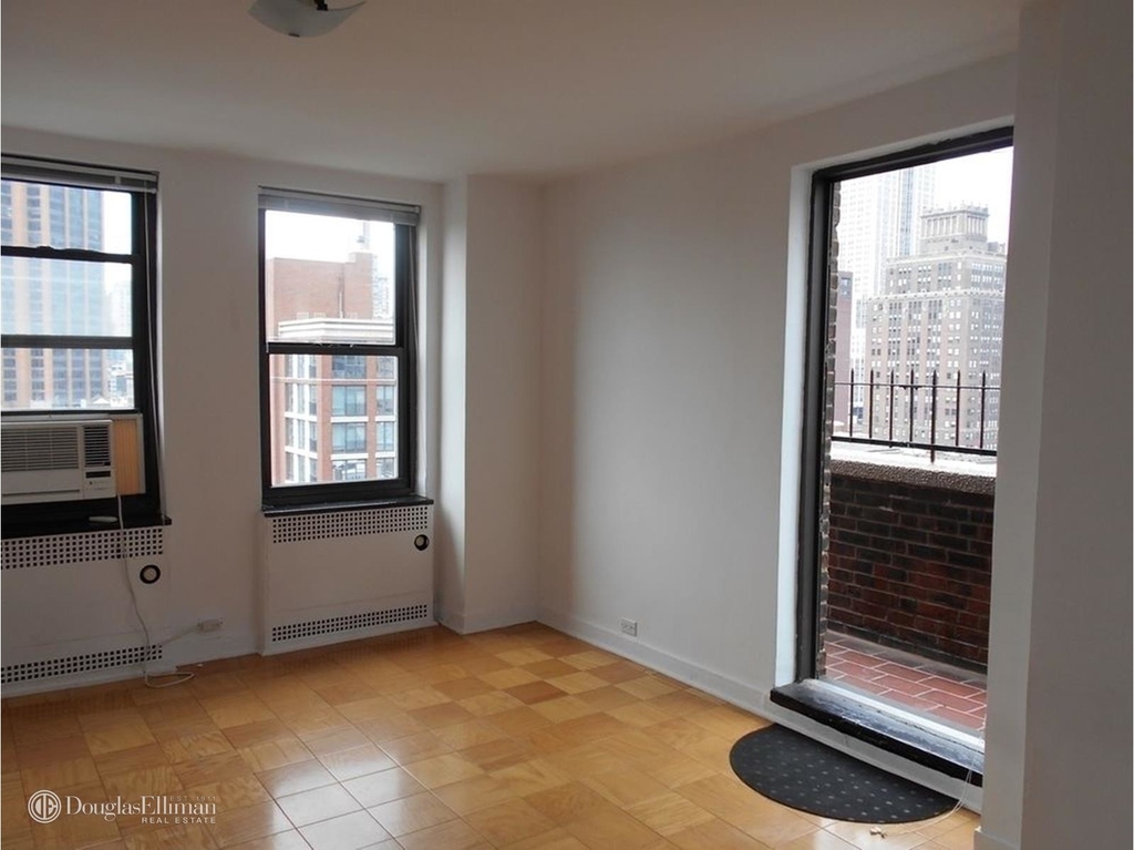 108 East 38th St - Photo 1