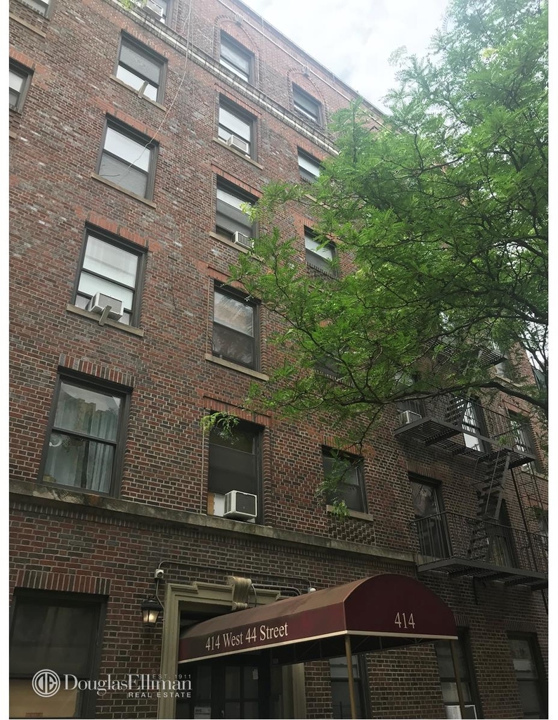 414 West 44th St - Photo 6