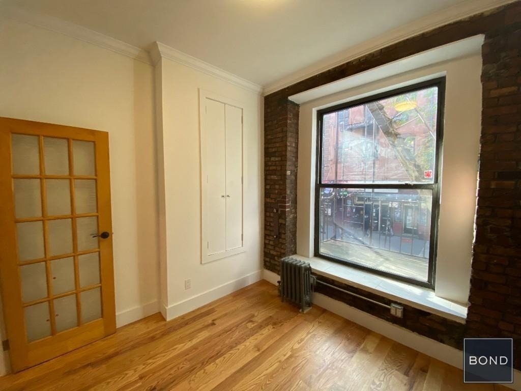 126 MacDougal Street - Photo 4