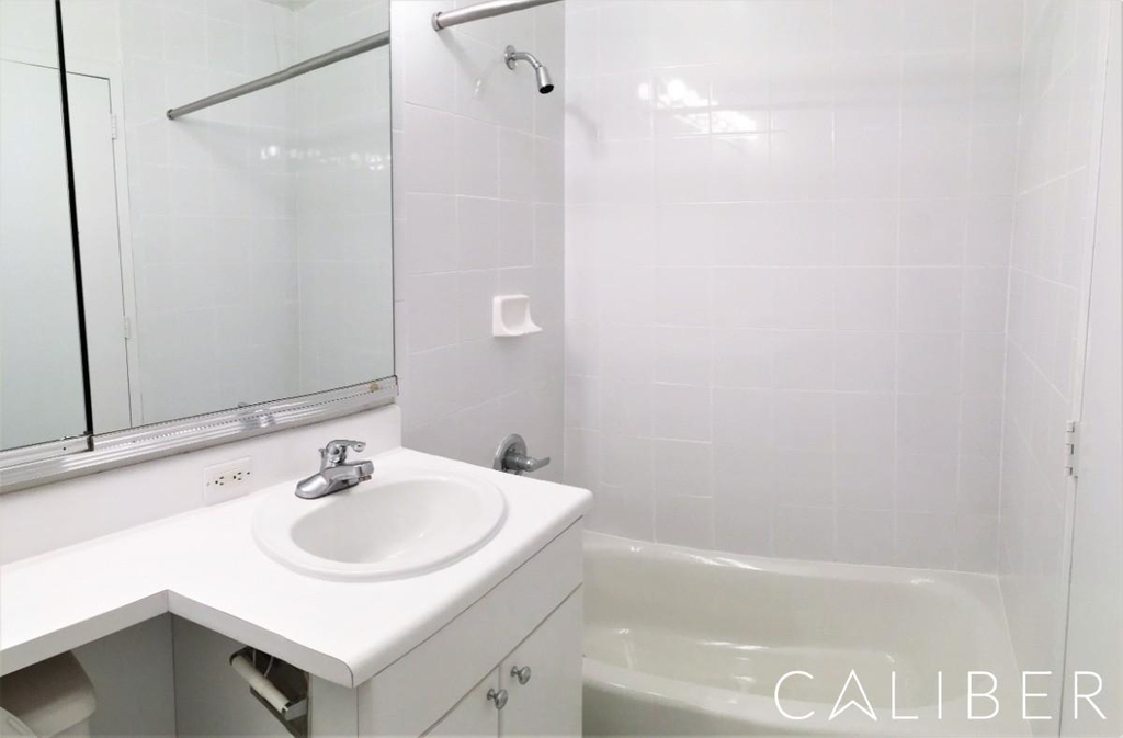 175 West 85th Street - Photo 2