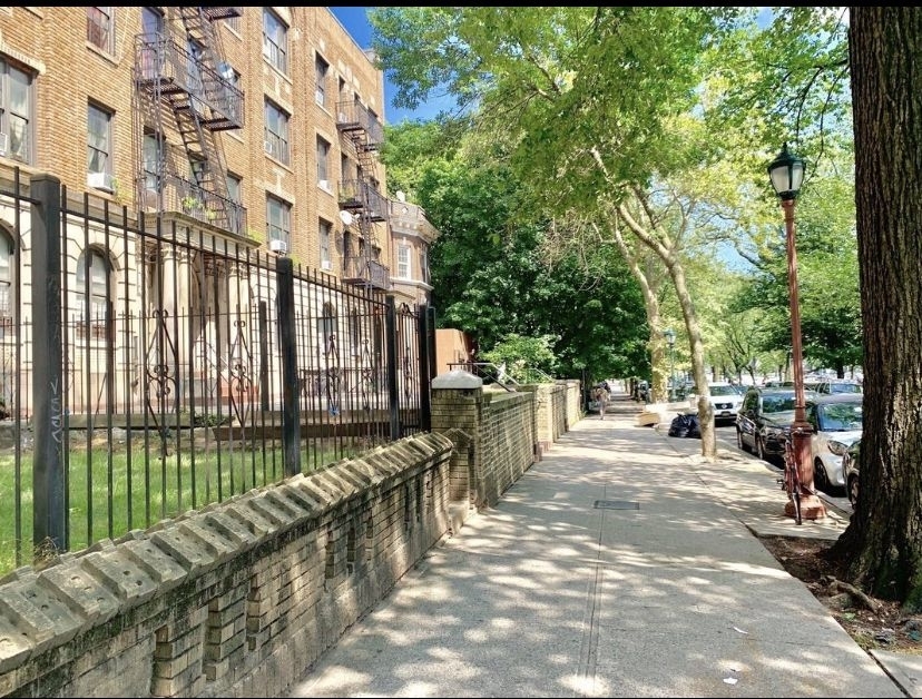 277 eastern parkway  - Photo 1