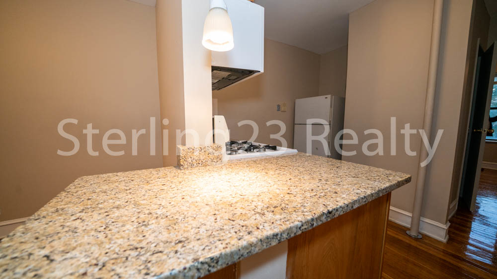 21-47 27th st - Photo 2