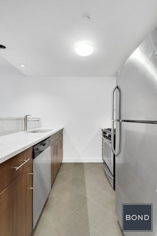 30 West 18th Street - Photo 2