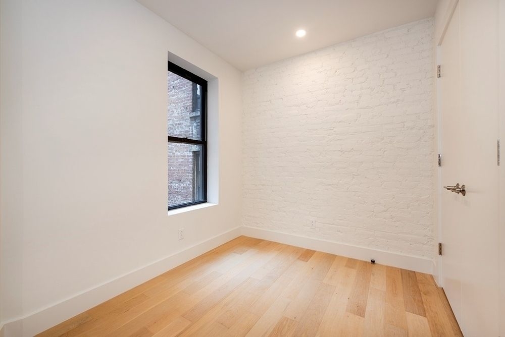 236 West 10th St - Photo 6