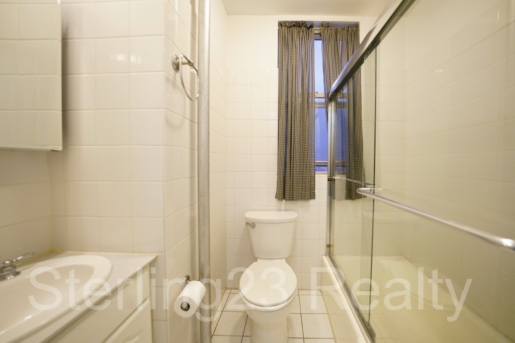 30-61 23rd Street, Astoria, Ny, 11102 - Photo 5