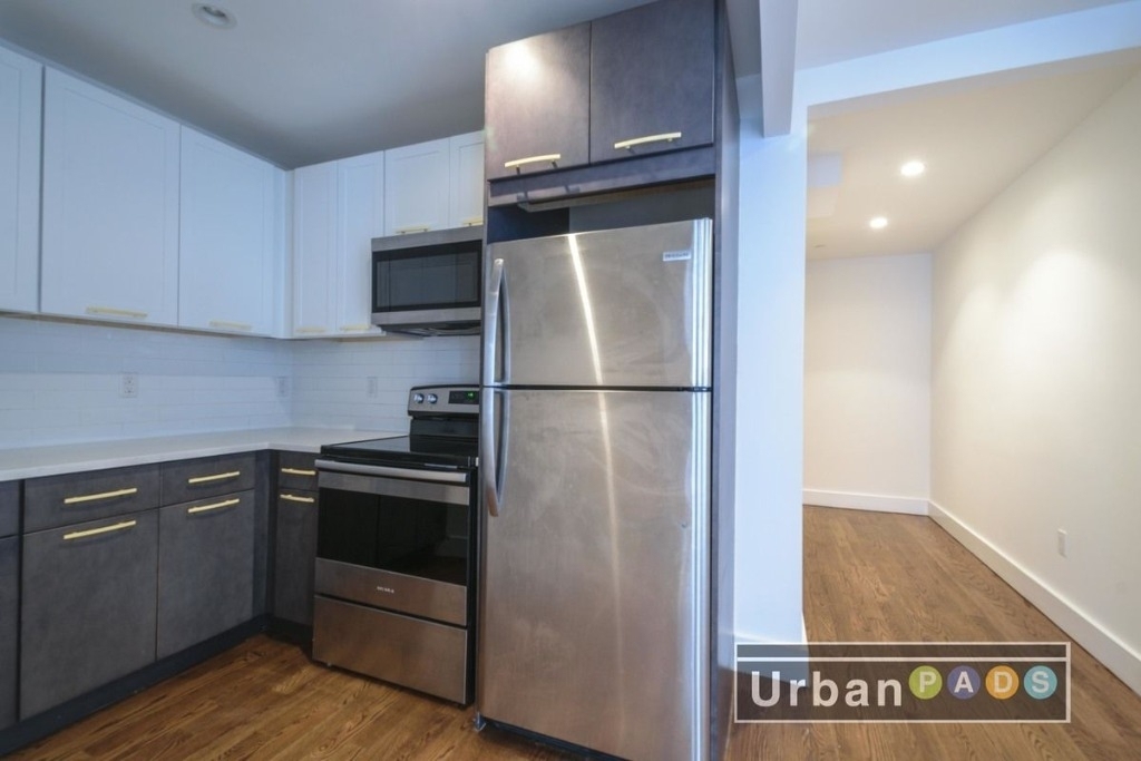 2514 Cortelyou Road - Photo 2