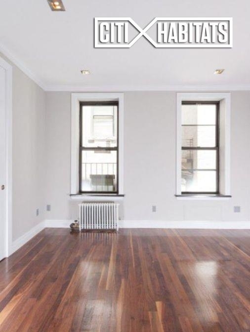 209 East 25th Street - Photo 1