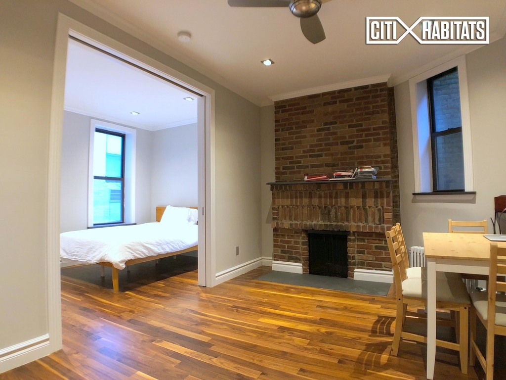 209 East 25th Street - Photo 0