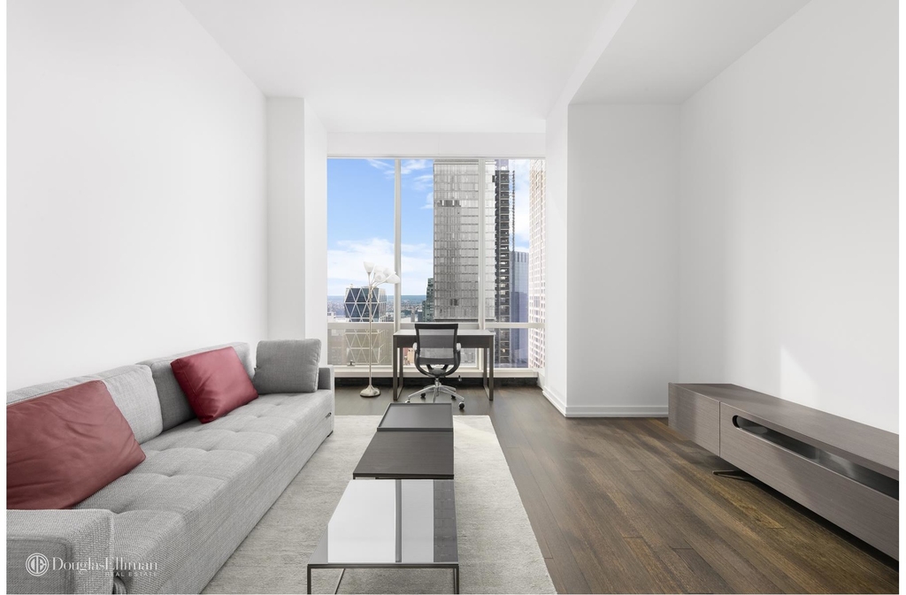 157 West 57th St - Photo 10