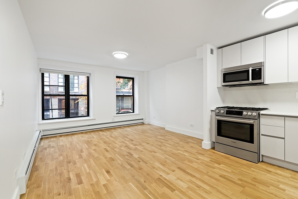 150 Ludlow Street - Photo 0