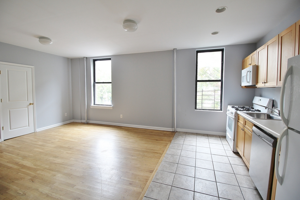 3612 Broadway - Photo 1