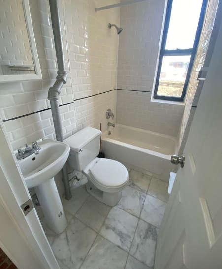 346 East 13th Street - Photo 5