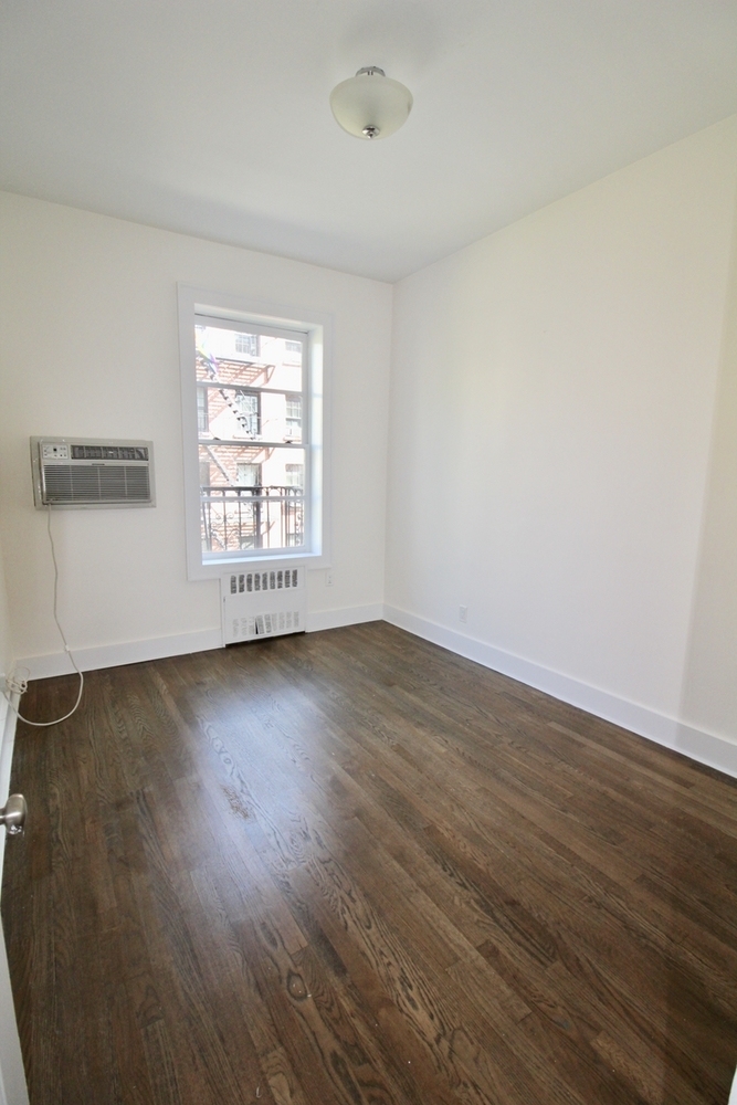 104 Perry Street #3a - Photo 5