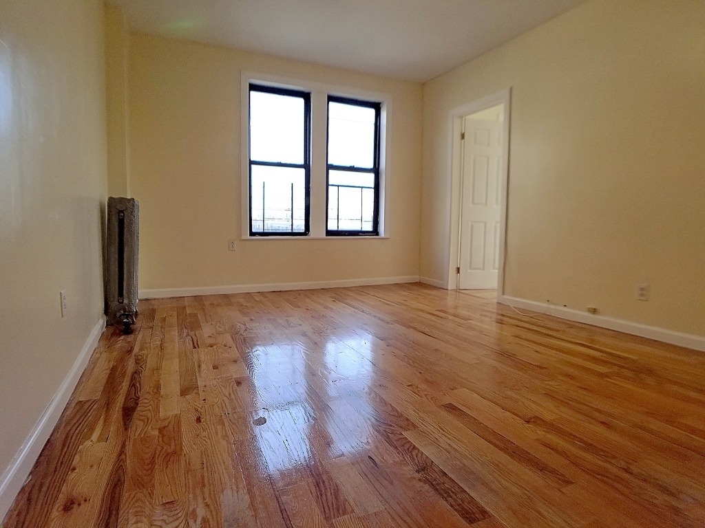 500 West 213th Street - Photo 0