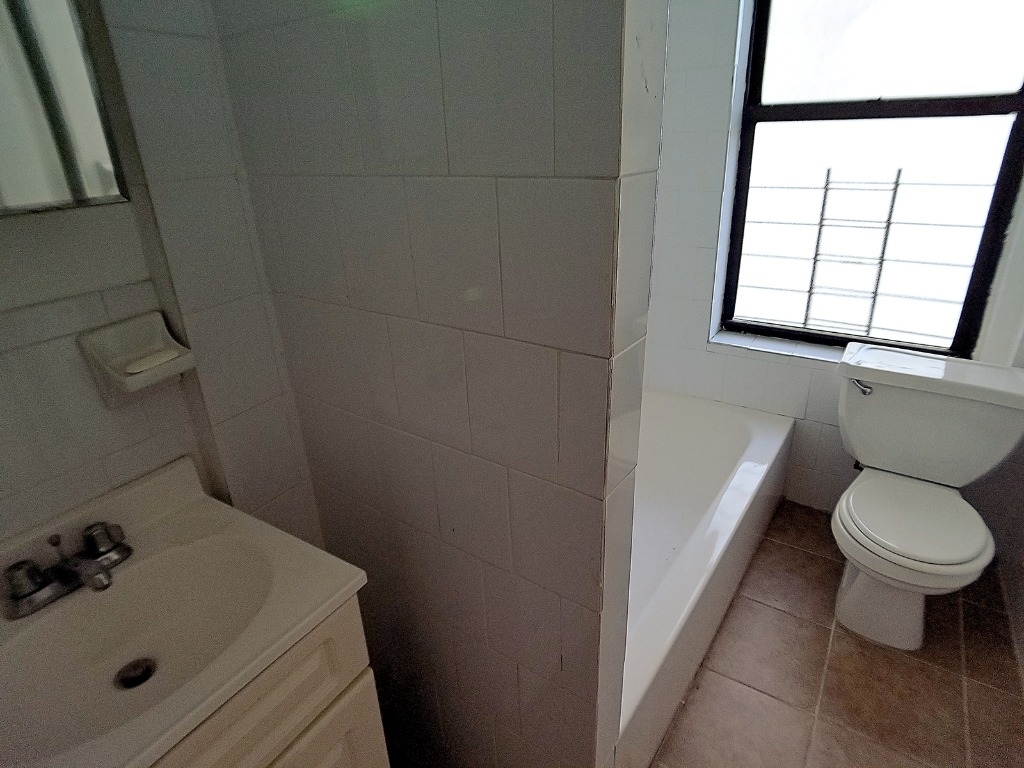 500 West 213th Street - Photo 5