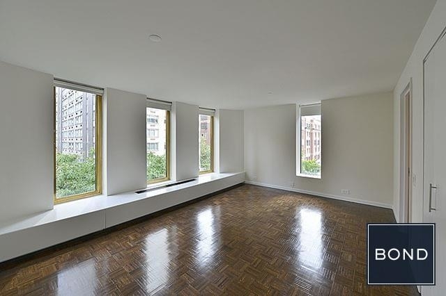 East 67th Street - Photo 2