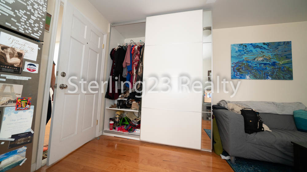 23-29 28th st  - Photo 2