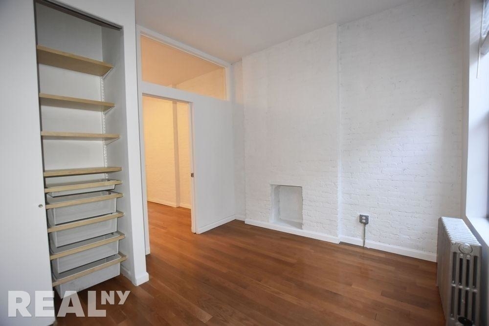 227 Mott Street - Photo 4