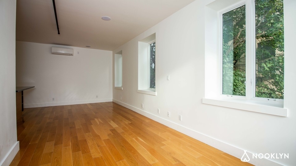 783 Knickerbocker Ave - Photo 4