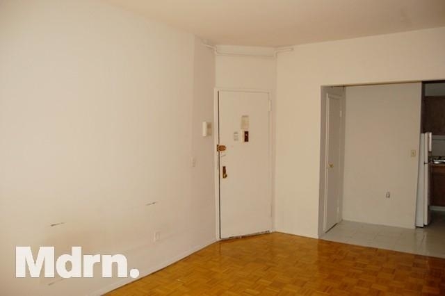 310 East 89 - Photo 2