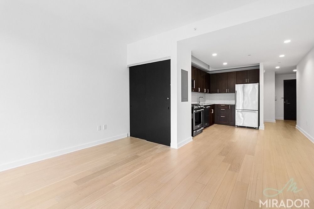 21 West End Avenue  - Photo 1