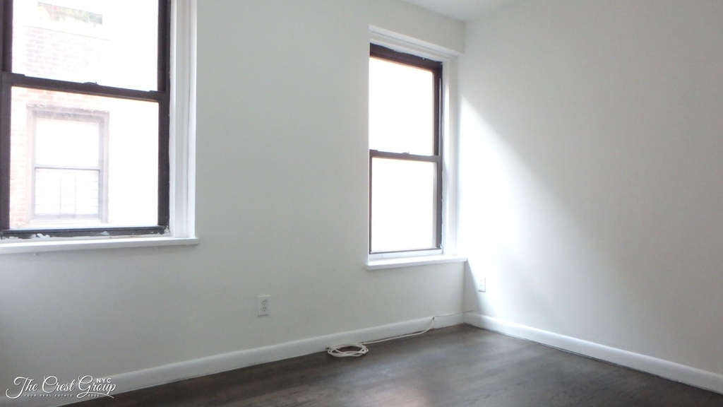 690 Fort Washington Avenue - Photo 2