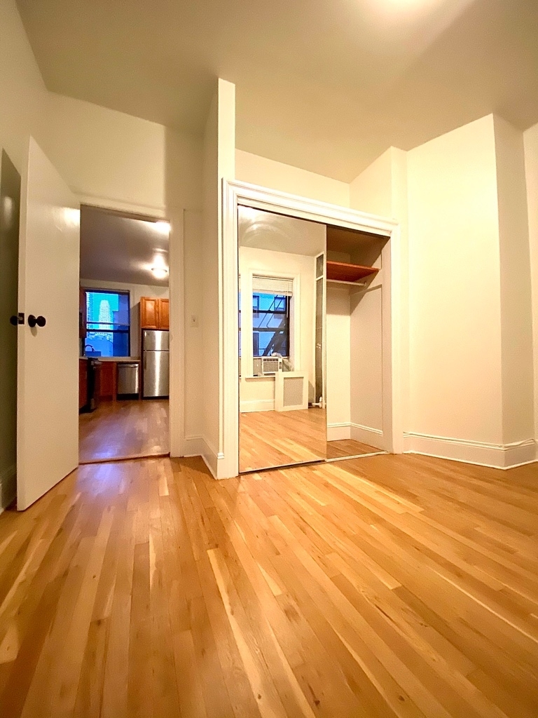 234 East 58th Street - Photo 6