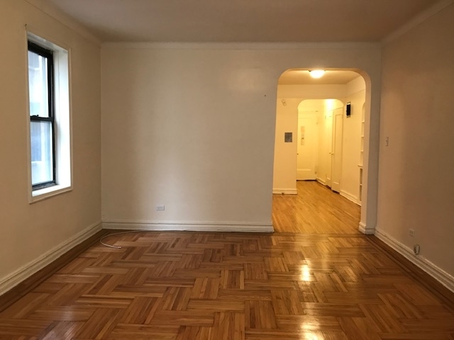 312 East 21st Street - Photo 8