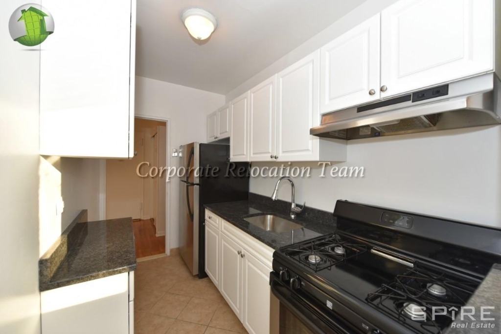 33-43 Crescent Street, Astoria , Ny 11106 - Photo 3