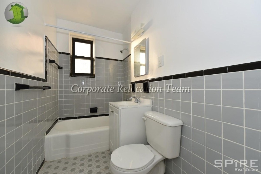 33-43 Crescent Street, Astoria , Ny 11106 - Photo 8