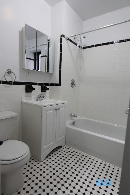 548 W 164th St. - Photo 6