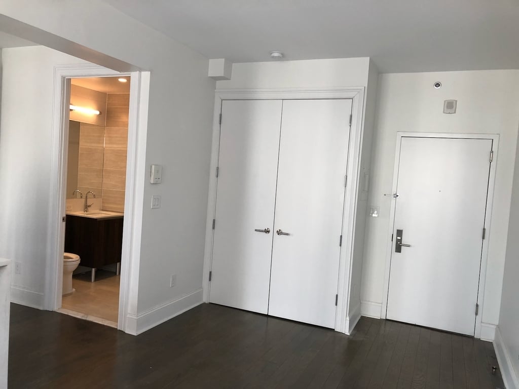 Park Row - Photo 2