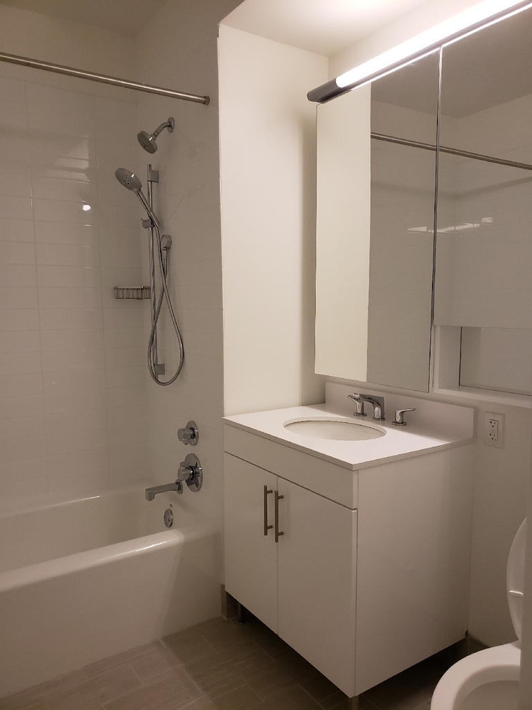 West 57th Street - Photo 5