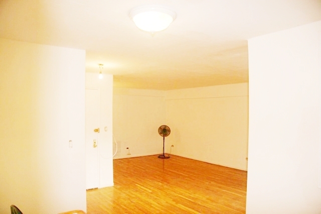 399 Ocean Parkway - Photo 4