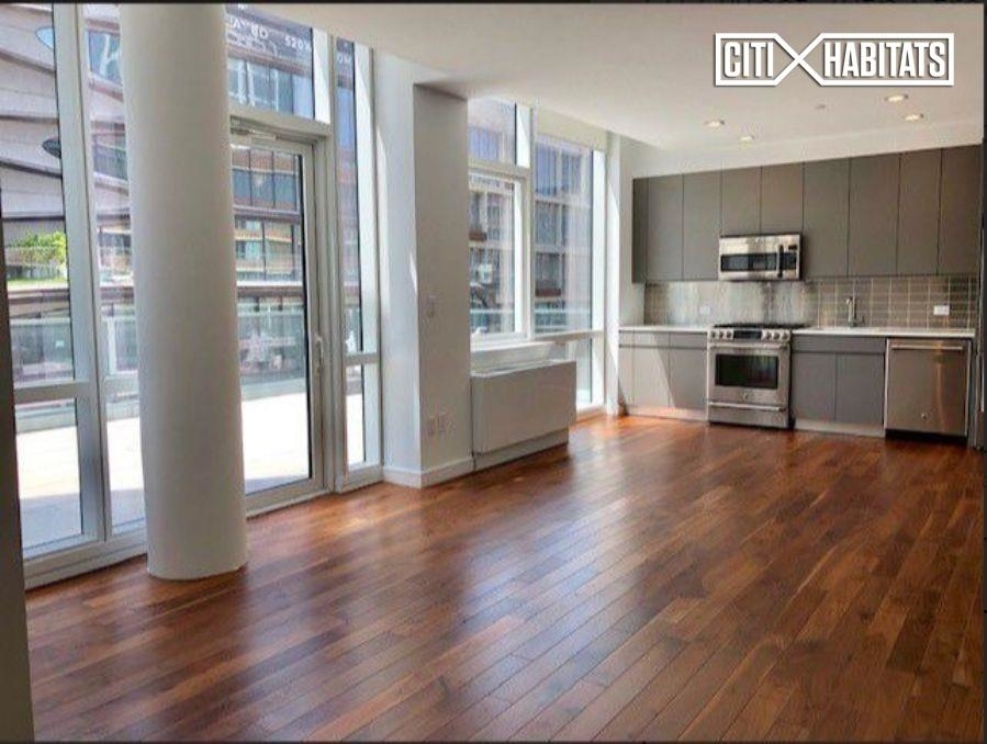 501 West 28th Street - Photo 1