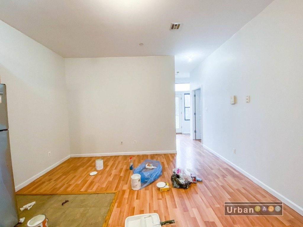 1471 Bushwick - Photo 2