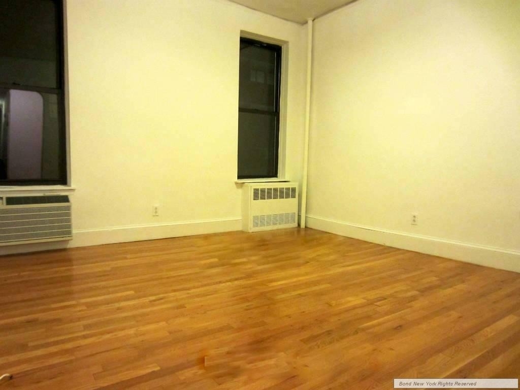 238 East 87 - Photo 0