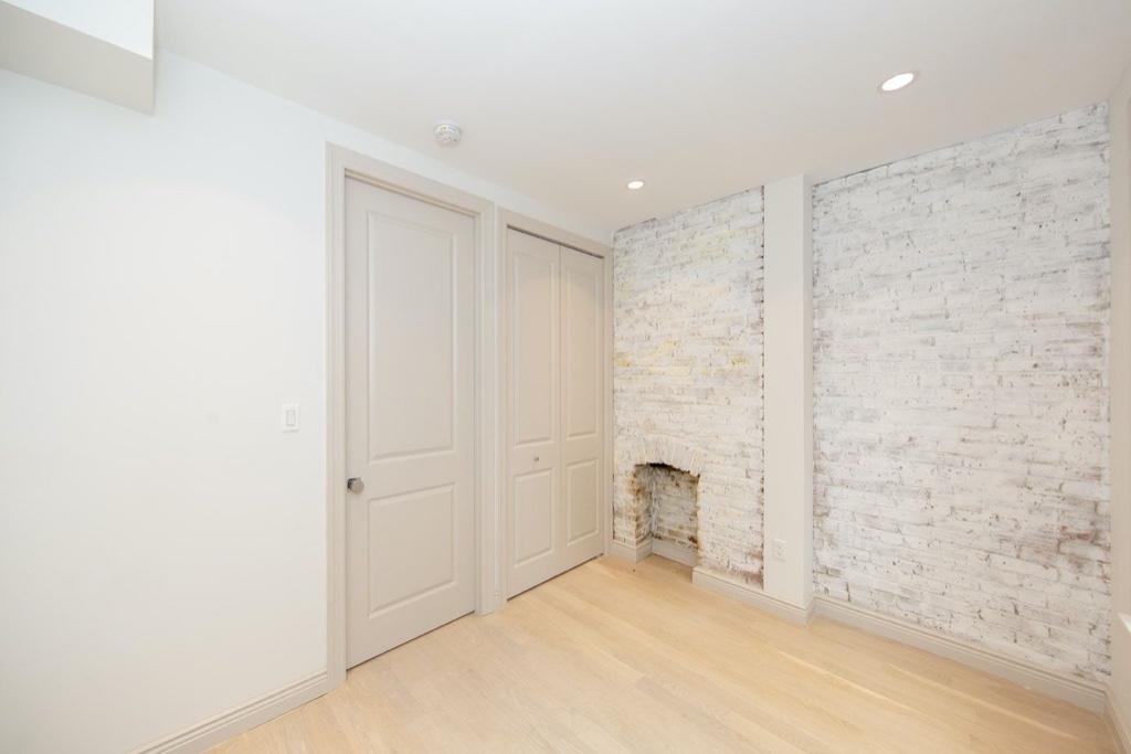 1556 Second Avenue #3 - Photo 5