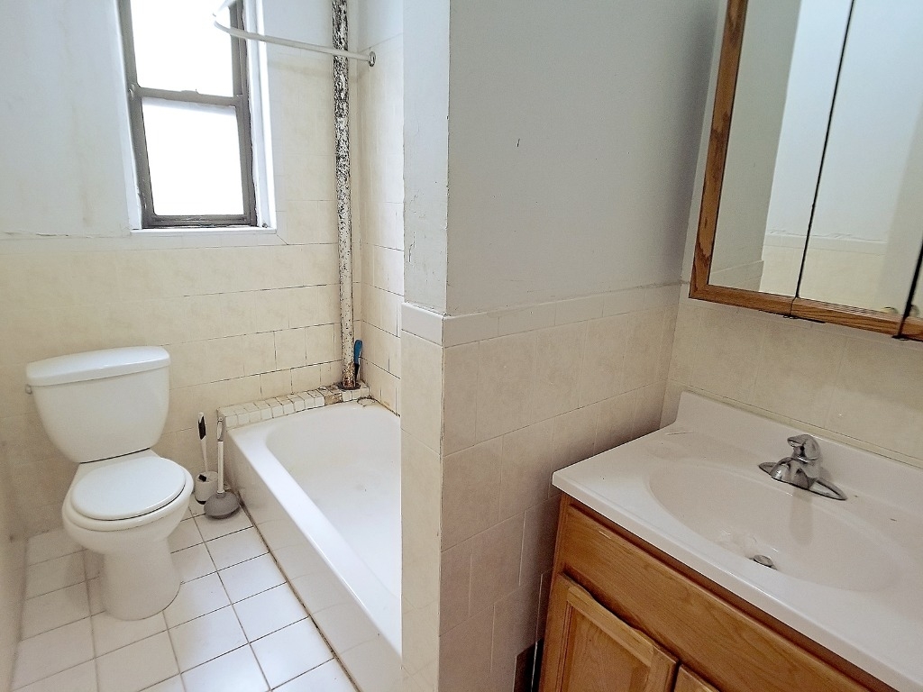 600 West 157th - Photo 8