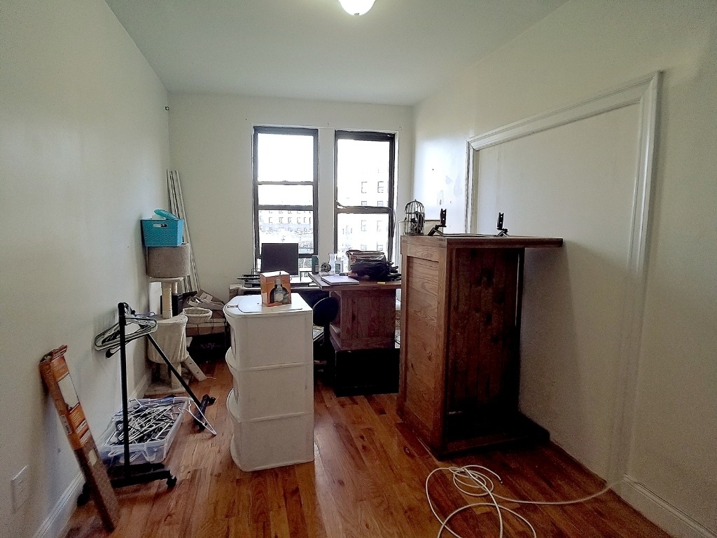 600 West 157th - Photo 10