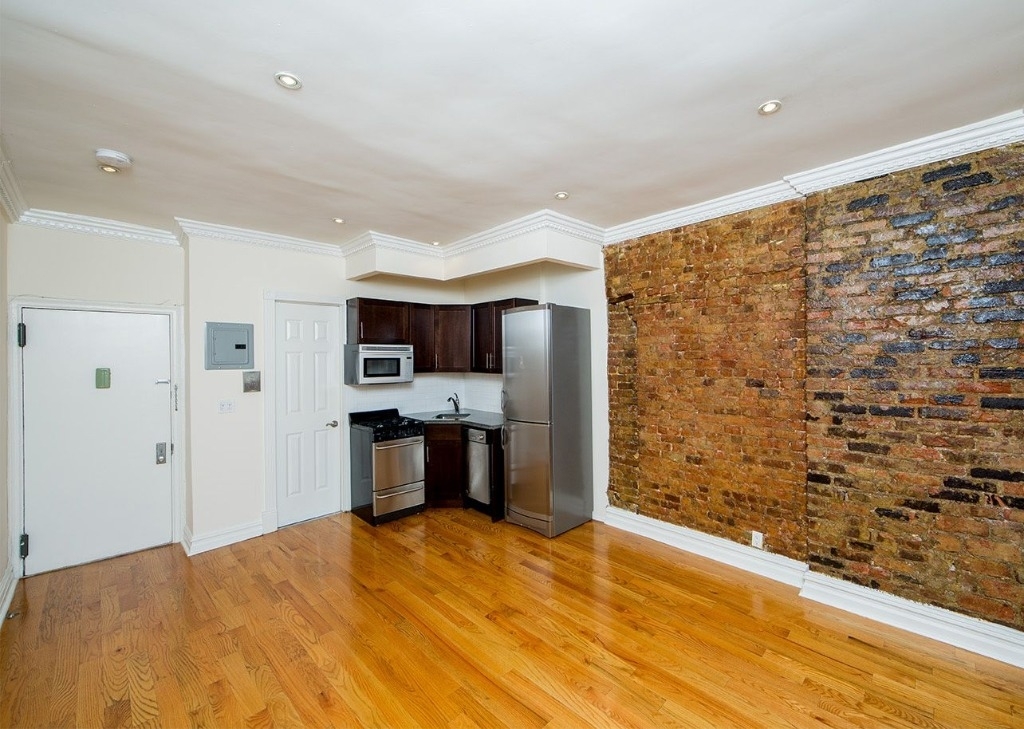 242 East 75th Street, Apt. 2-B - Photo 1