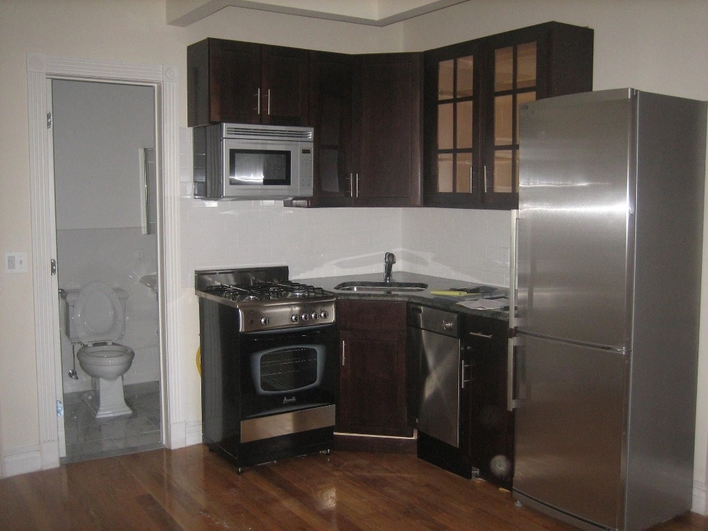 242 East 75th Street, Apt. 2-B - Photo 2