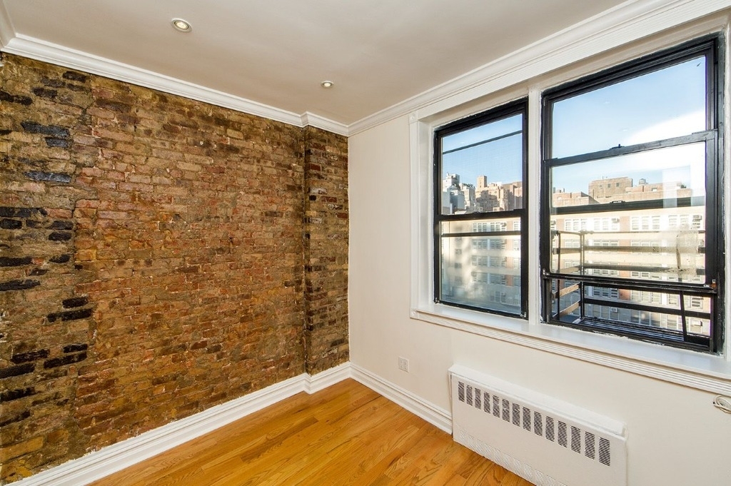 242 East 75th Street, Apt. 2-B - Photo 0