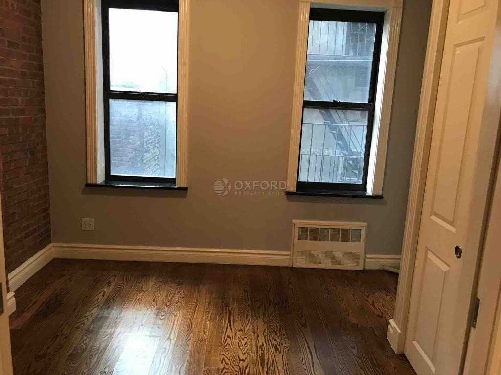 221 East 23rd Street - Photo 8