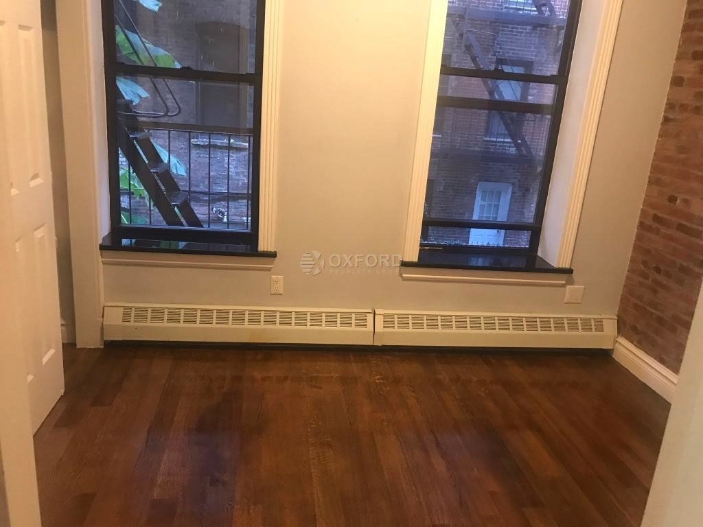 219 East 28th Street - Photo 6