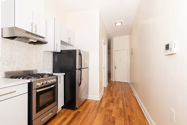 420 Bleecker Street - Photo 1